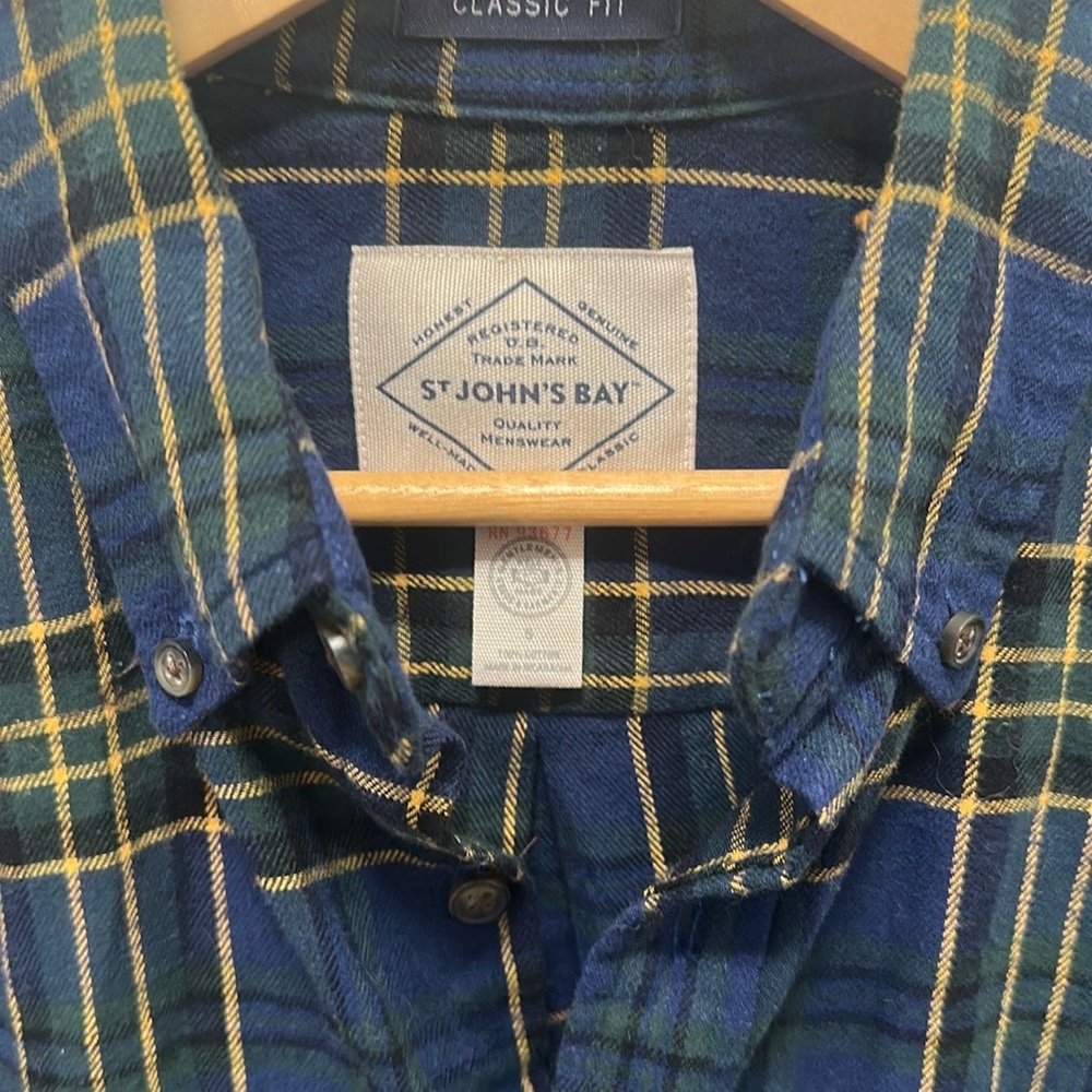 Bundle! Set of 3 Men’s St John’s Bay Plaid Button-Ups - Picture 3 of 10